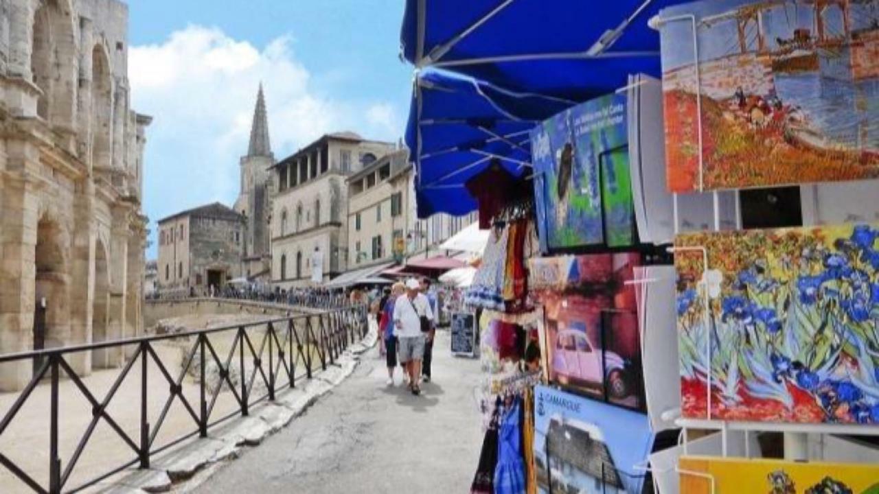 Studio Avec Vue Sur Les Arenes Arles Ngoại thất bức ảnh