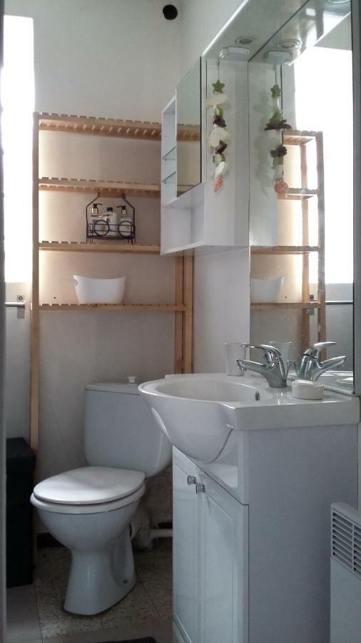 Studio Avec Vue Sur Les Arenes Arles Ngoại thất bức ảnh