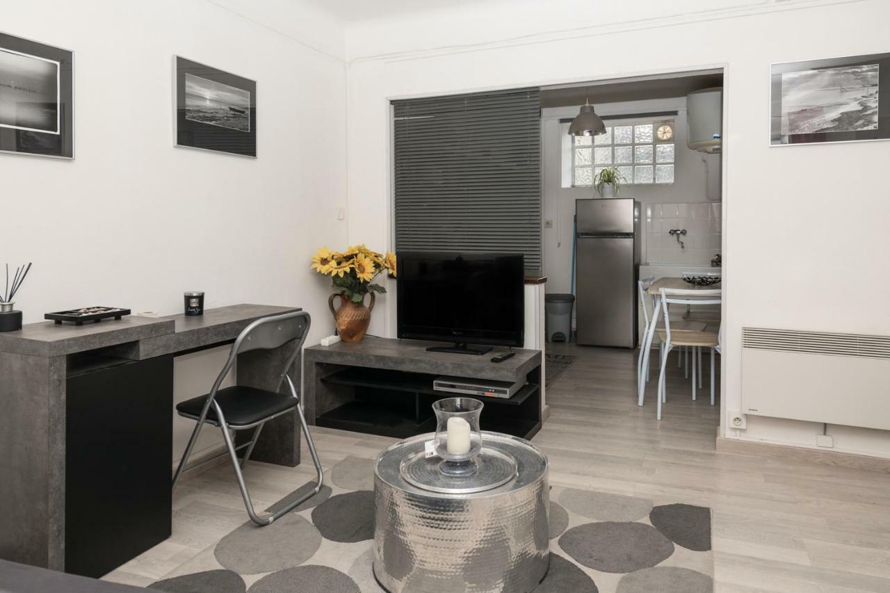 Studio Avec Vue Sur Les Arenes Arles Ngoại thất bức ảnh
